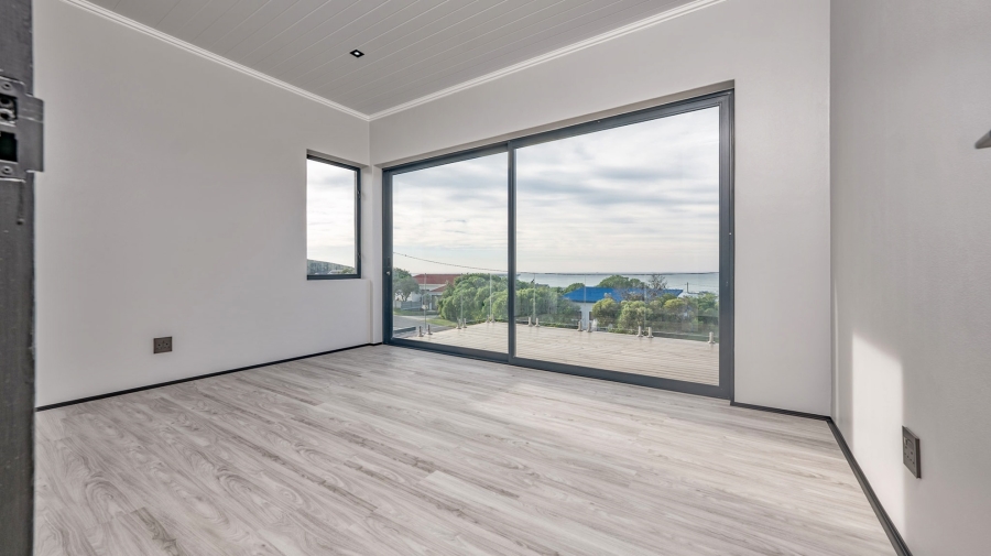 4 Bedroom Property for Sale in Agulhas Western Cape